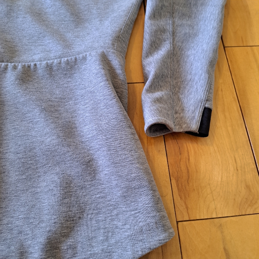 ATHLETA Athletic Full-Zip Long Sleeve CYA Yoga Hoodie Heather Gray Small - Picture 16 of 16